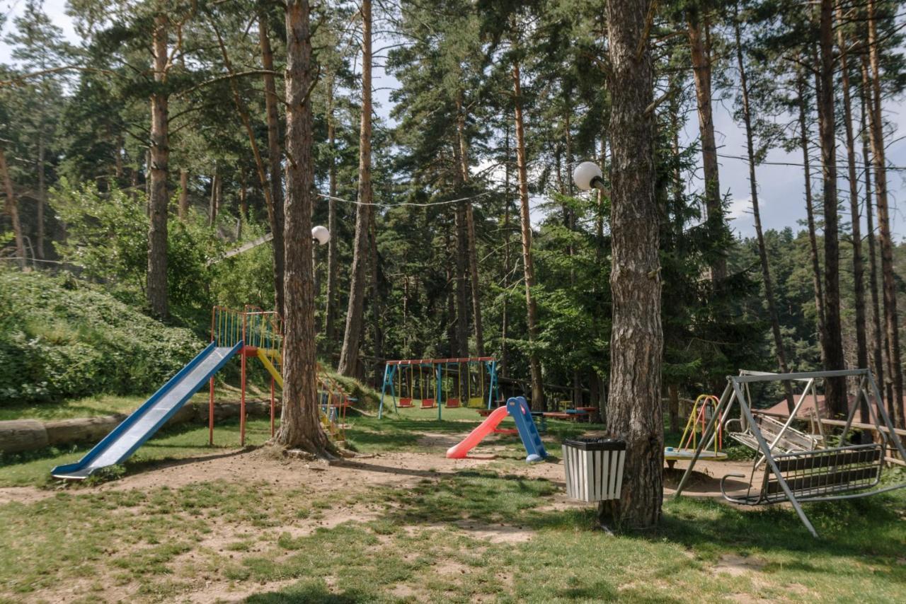 Хотел еко здравец 3*